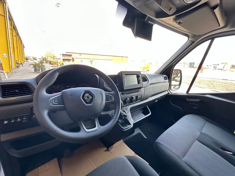 Roelofsen light / Renault